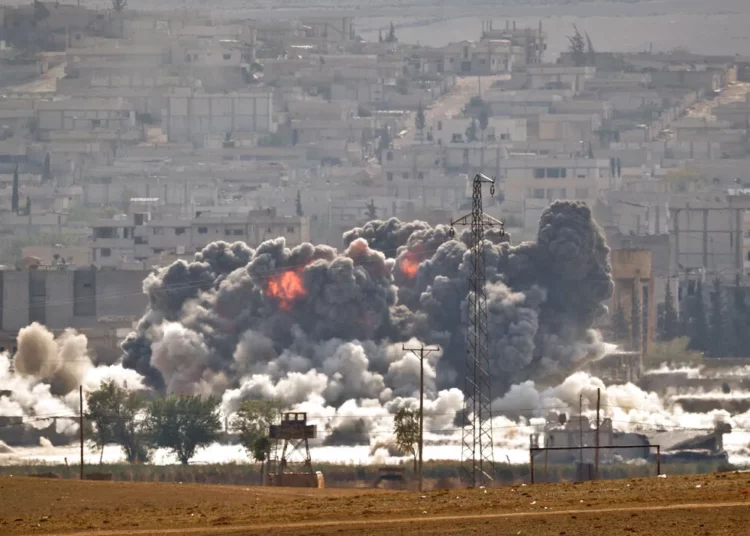 El Ejército estadounidense ataca múltiples campamentos del grupo Estado Islámico en Siria