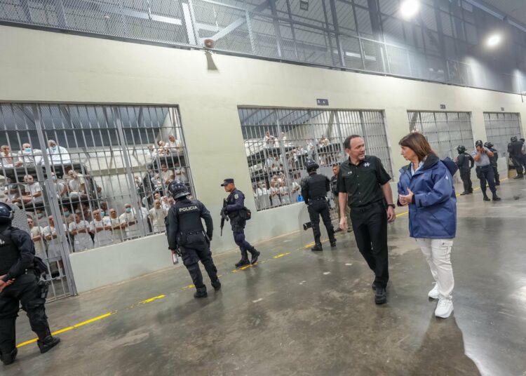 Brasil, Perú y Chile han visitado El Salvador para conocer el Plan Control Territorial e implementarlo en sus países