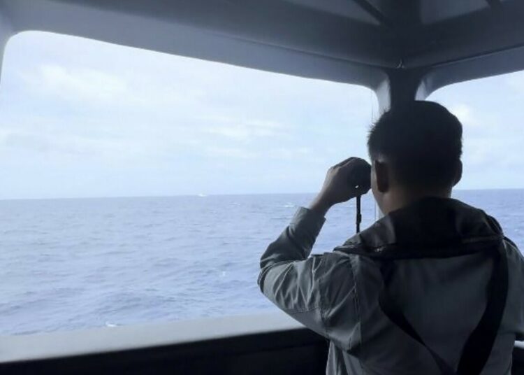 Indonesia expulsó a un guardacostas chino de su zona económica exclusiva