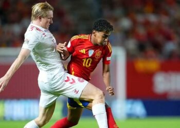 Lamine Yamal causa baja por sobrecarga ante Serbia