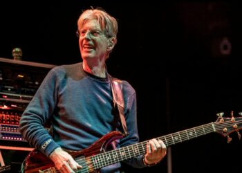 Murió Phil Lesh, uno de los miembros originales de The Grateful Dead