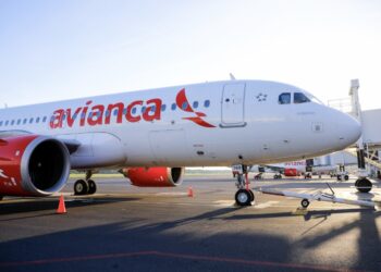 CEPA y Avianca anuncian nueva ruta directa San Salvador-Medellin