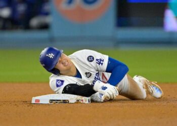 Shohei Ohtani sufre dislocación parcial en hombro izquierdo