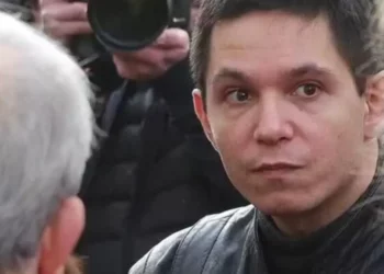 Muere Simon Fieschi, sobreviviente al atentado contra Charlie Hebdo en 2015