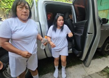 Realizan audiencia contra mujeres que falsificaron documentos de la FGR para sacar a inquilinos de un inmueble