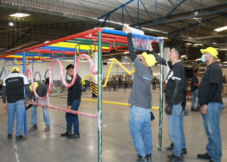 Privados de libertad diseñan juego para niños y niñas con discapacidad