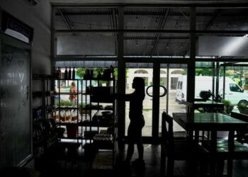 Cuba sufre apagón nacional tras falla en central eléctrica