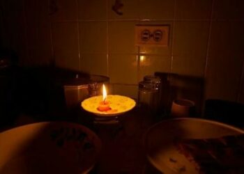 Cuba paraliza actividad laboral por «emergencia energética»