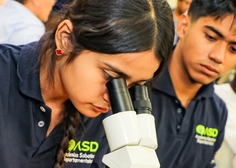 Semana Nacional de la Ciencia y la Tecnología inicia con feria «Eureka 2024»