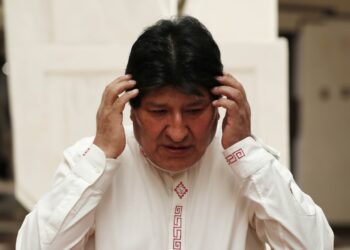 Evo Morales tendrá que dar declaraciones tras ser acusado de armar una red de trata de personas para satisfacerlo