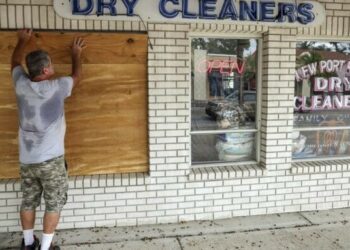 Florida se prepara para la catastrófica llegada del huracán Milton