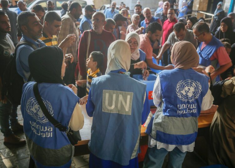 Israel proscribe a la agencia para refugiados palestinos