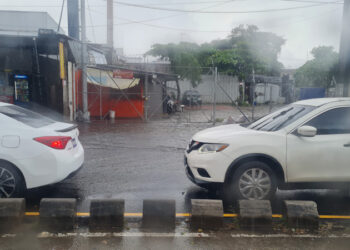 El Ministerio de Medio Ambiente pronostica lluvias a partir del mediodía por influencia de la tormenta Tropical Nadine