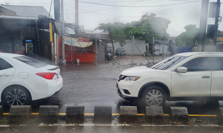 El Ministerio de Medio Ambiente pronostica lluvias a partir del mediodía por influencia de la tormenta Tropical Nadine