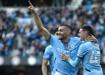 El Manchester City remonta ante el Fulham con doblete de Kovacic