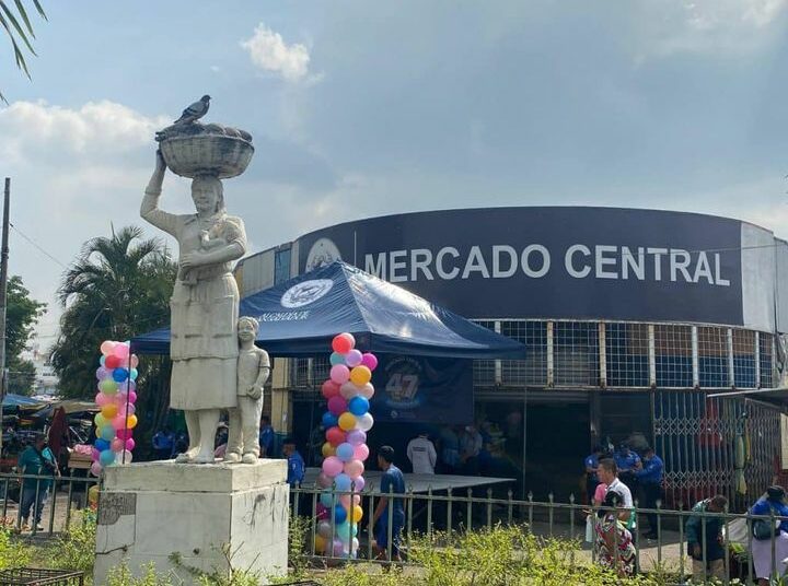 Alcaldía de San Salvador Centro anuncia reordenamiento en alrededores del Mercado Central