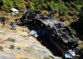 Accidente en carretera de México deja 24 muertos