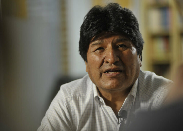 Una fiscal de Bolivia denunció que fue destituida tras ordenar la captura de Evo Morales por trata de personas