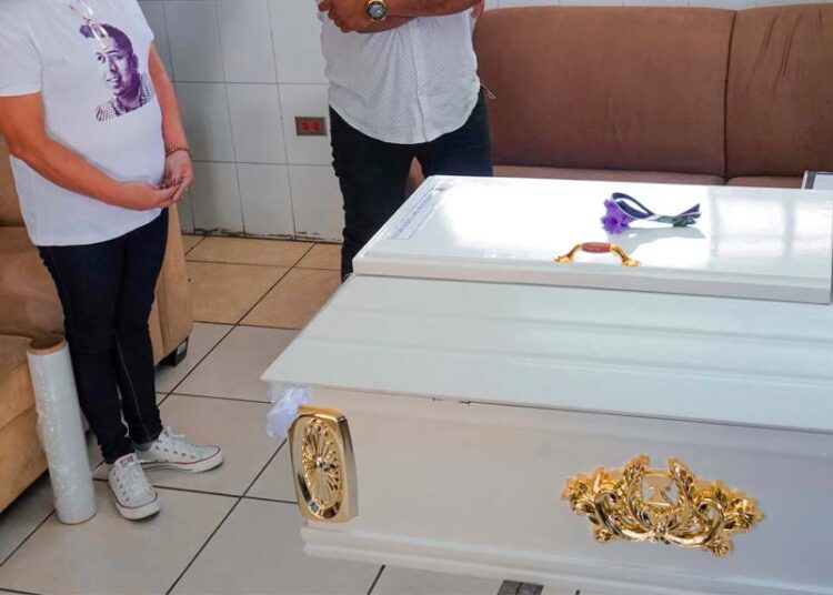 Joven secuestrado por pandilleros que fue encontrado en cementerio clandestino fue entregado a su madre para ser enterrado