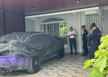 Localizan vehículo del responsable de atropellar y matar a una mujer en Santa Tecla