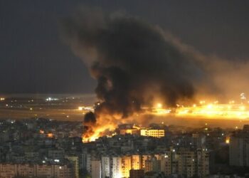 Israel bombardea Beirut en una operación contra la la estructura financiera de Hezbolá