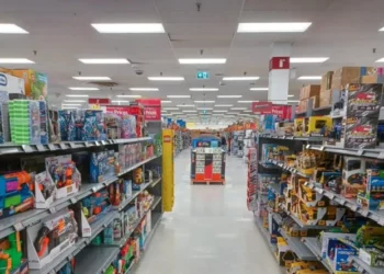 Horror y misterio en Canadá: hallan muerta a una mujer dentro de un horno industrial en un supermercado