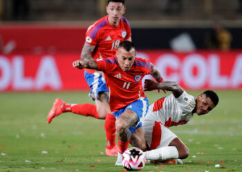 Chile y Perú empatan 0-0 y sin goles terminó el partido