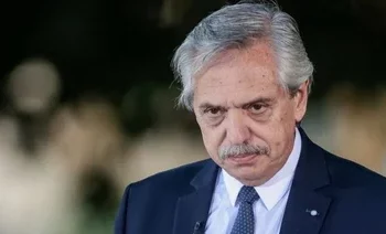 Expresidente de Argentina comparecerá ante juez por presunta violencia contra exesposa