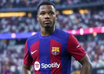 Ansu Fati sufre lesión muscular y estará fuera un mes