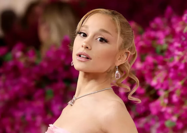 Ariana Grande asegura que cantar en ‘Wicked’ fue una experiencia ‘completamente diferente’