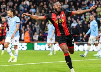 Bournemouth sorprende al Manchester City que pierde el invicto y el liderato de la Premier