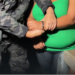 Capturan a una señora por no llevar al veterinario a su perrito que había sido atropellado en Chalatenango