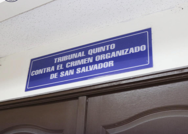 Condenan a sujetos que lavaban dinero mediante el cambio de cheques en el extranjero