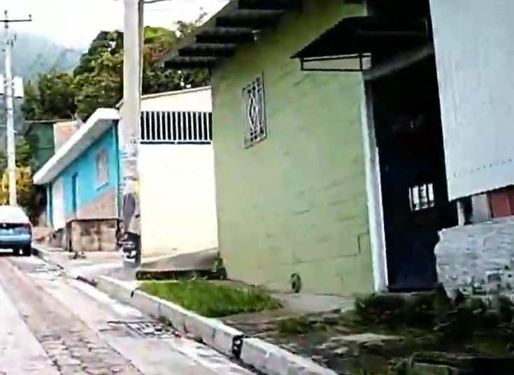 Hombre vendió una casa a 11 personas distintas en comunidad El Milagro, estafándolas con $34,000