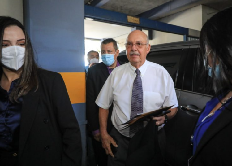 Piden orden de captura y difusión roja contra Alfredo Cristiani, Rodolfo Parker, y otros señalados en el caso Jesuitas