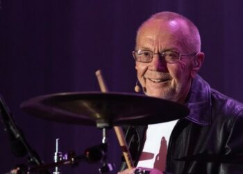 Murió Colin ‘Smiley’ Petersen, baterista original de los Bee Gees