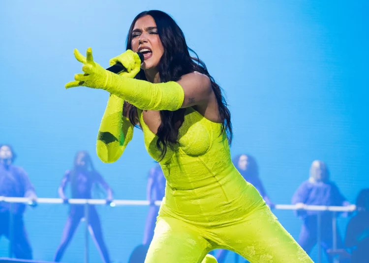 Dua Lipa tiene el corazón roto tras cancelar un concierto por motivos de seguridad