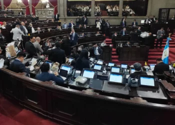Los diputados de Guatemala se aumentan el salario a más de $5,000 mensuales