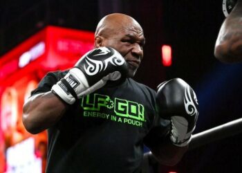 Crece la preocupación por la salud de Mike Tyson a días de pelear con Jake Paul