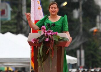 Vicepresidenta de Filipinas amenaza públicamente con asesinar al presidente