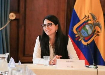 Noboa designa a nueva vicepresidenta tras la polémica suspensión de Abad