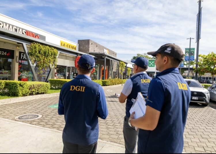 Hacienda despliega auditores durante temporada de rebajas del «BlackFriday»