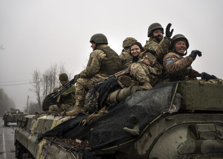 Ucrania admitió que las tropas rusas avanzan rápidamente mientras crece el temor a los nuevos misiles