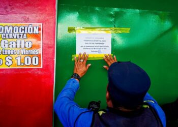 Alcaldía de San Salvador Centro continúa verificación en negocios de bebidas alcohólicas