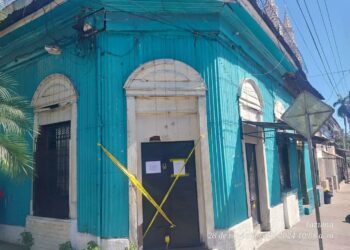 Alcaldía cierra reconocido bar «El Pulpo» sobre la Calle Arce