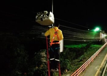 Prueba piloto de fotomultas identifica a 100 conductores arriba de 100 km por hora en una zona de 90