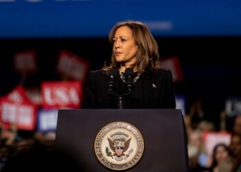 Kamala Harris canceló su discurso en el comando de campaña