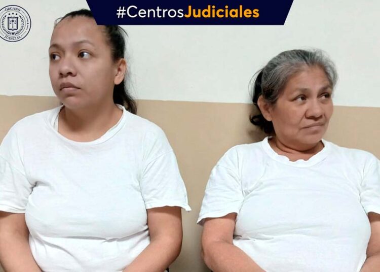 Condenan a dos mujeres tras hurtar equipos electrónicos en Santa Ana
