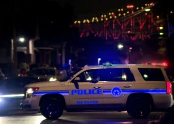 Tiroteos cerca de ruta de desfile en Nueva Orleans dejan 2 muertos y 10 heridos