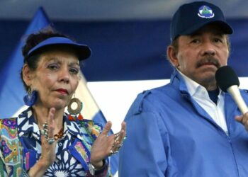 Daniel Ortega propone extensa reforma constitucional para que su esposa y él sean “co-presidentes”